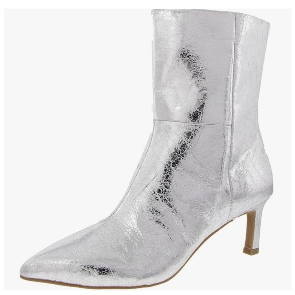 DV by Dolce Vita Gradie Kitten Heel Silver Boots‎ Size 5 B45